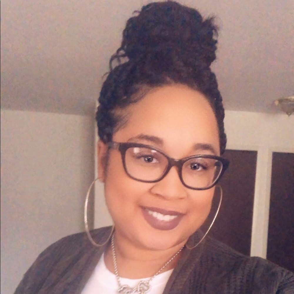 Meet your Posher, Toni